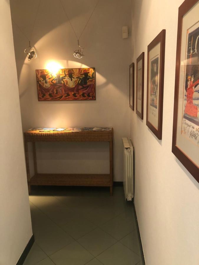 Relax In Darsena - Savona Apartment ภายนอก รูปภาพ